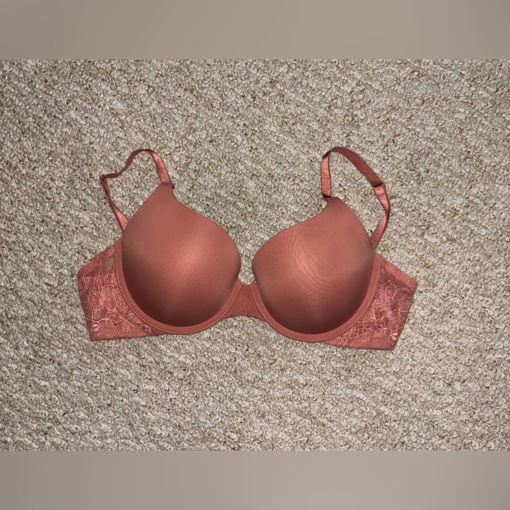 Victoria’s Secret Push Up Lace Bra